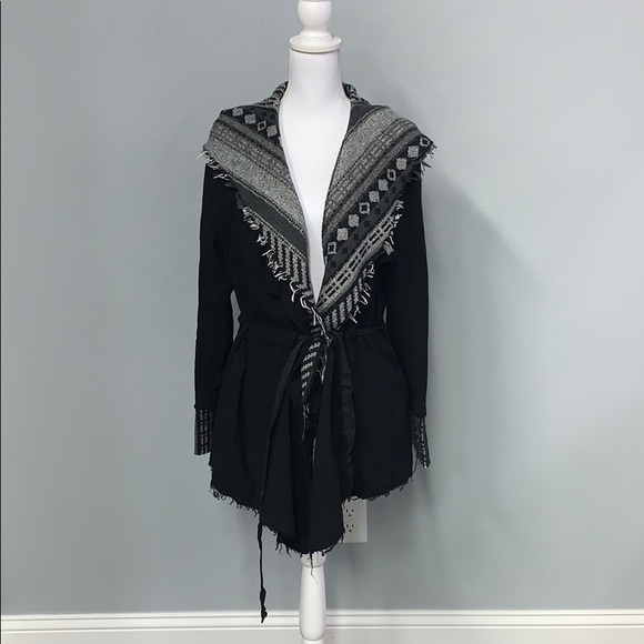 Sweater - Picture 2 of 5